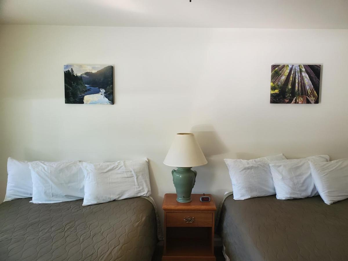 Hiouchi Motel Crescent City Buitenkant foto