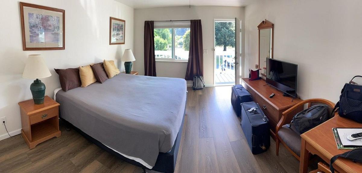 Hiouchi Motel Crescent City Buitenkant foto